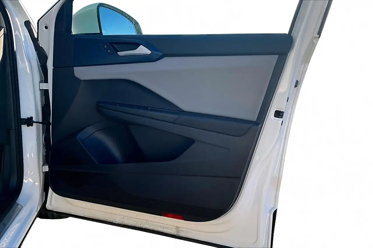 Volkswagen Taos снимка Volkswagen Taos