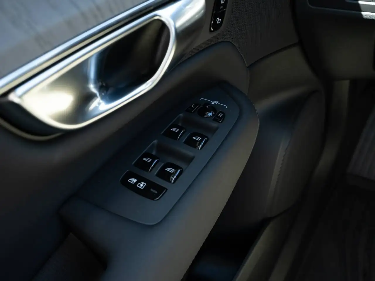Volvo XC90 снимка Volvo XC90