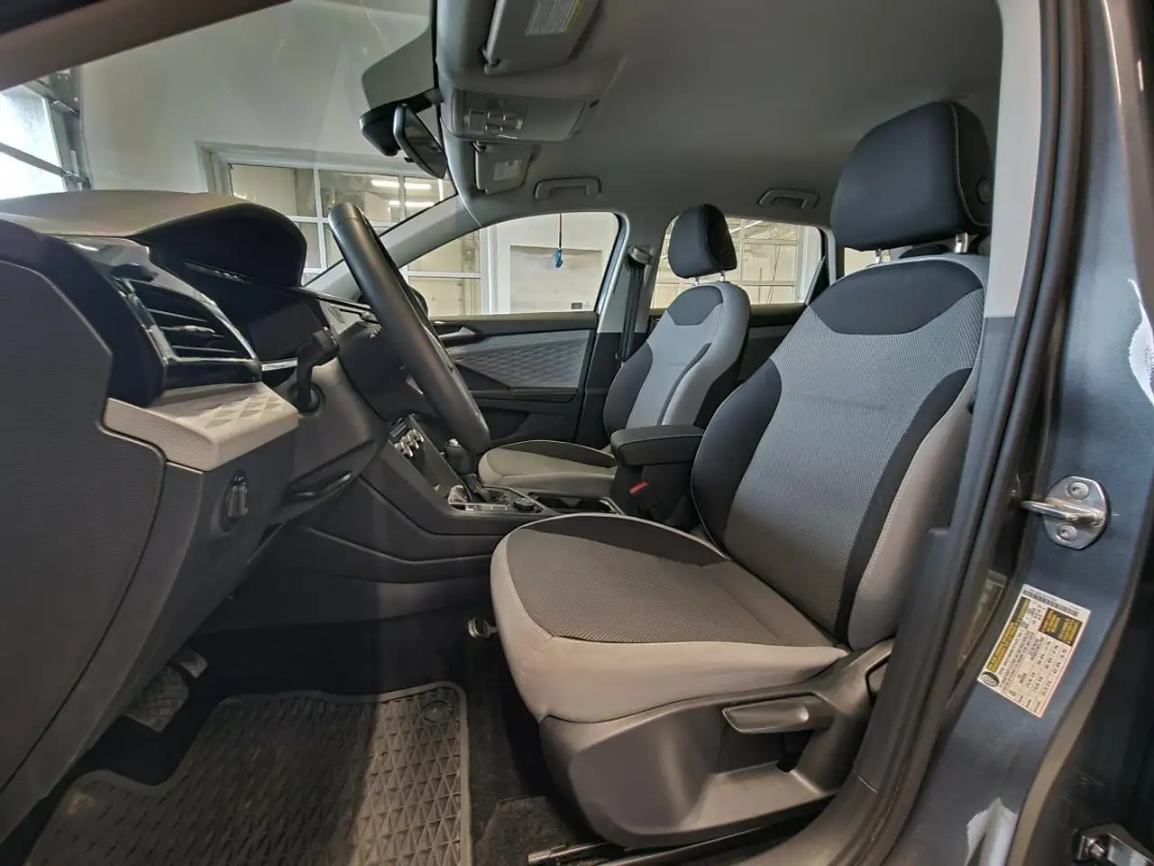 Volkswagen Taos снимка Volkswagen Taos