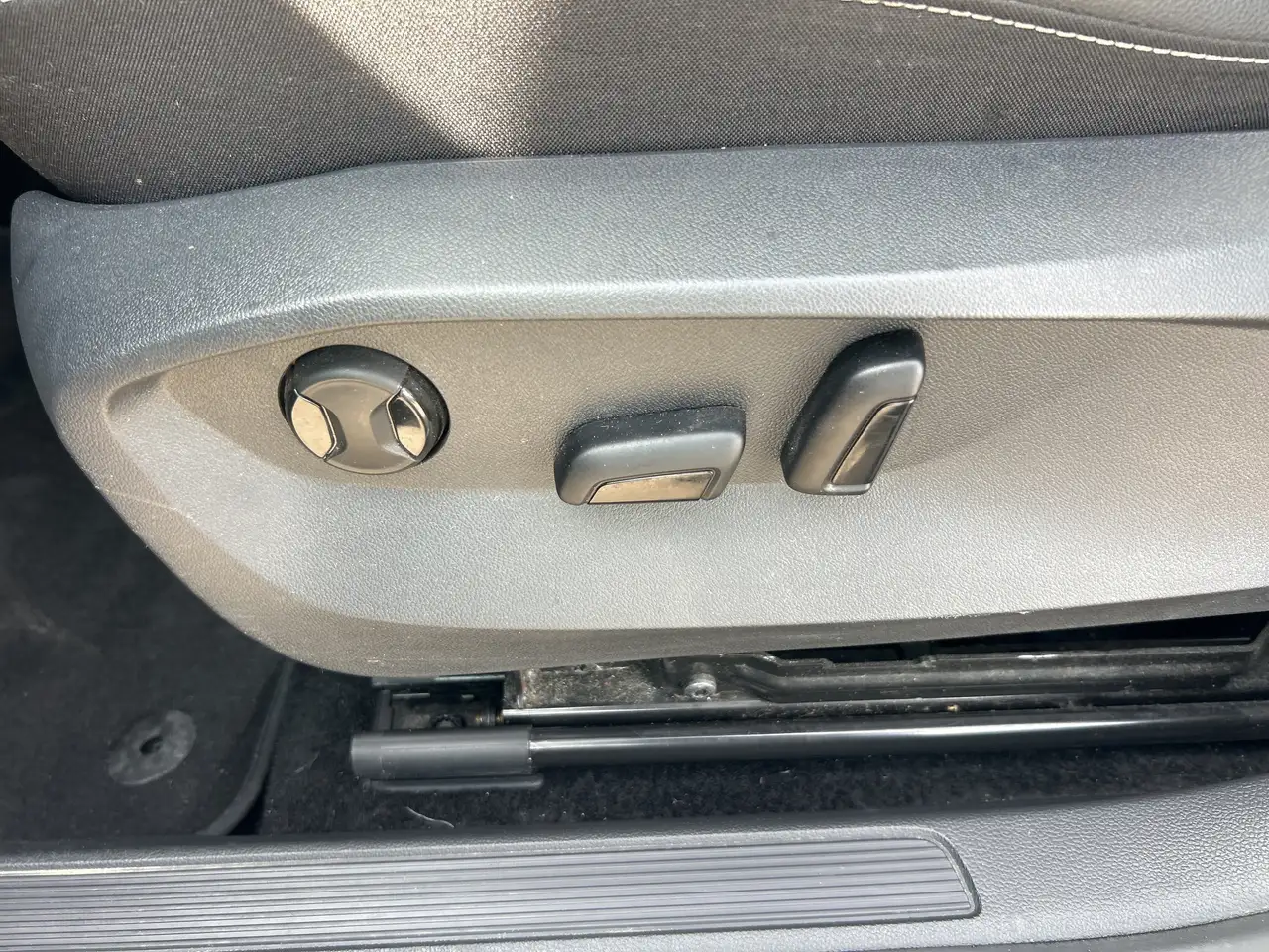 Volkswagen Taos снимка Volkswagen Taos