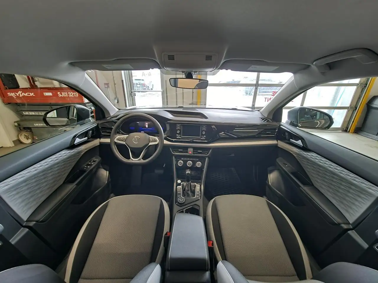 Volkswagen Taos снимка Volkswagen Taos