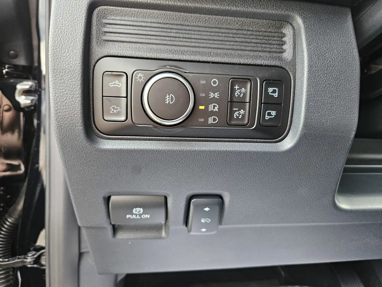 Ford F 350 снимка Ford F 350