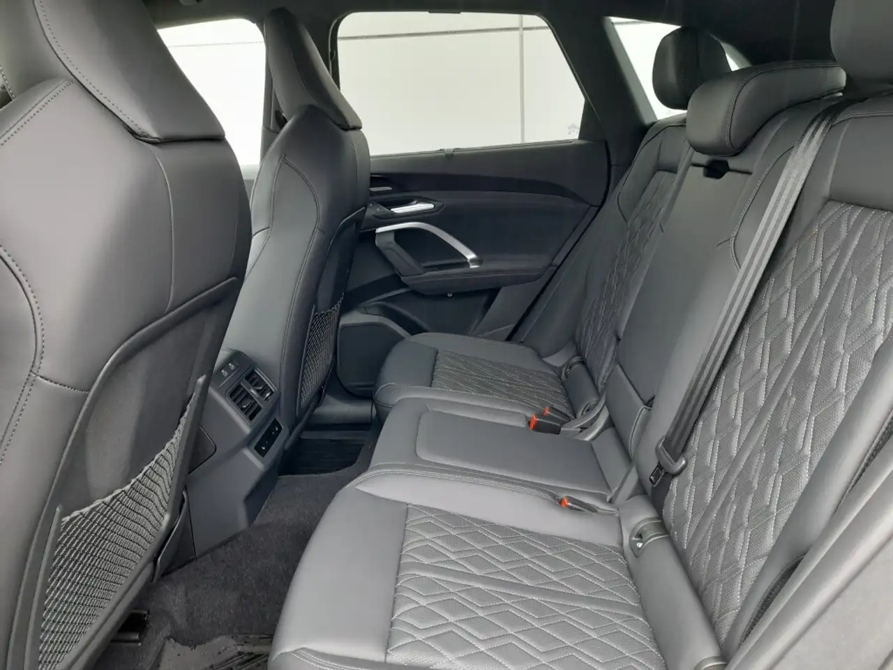 Audi SQ5 fotografie Audi SQ5