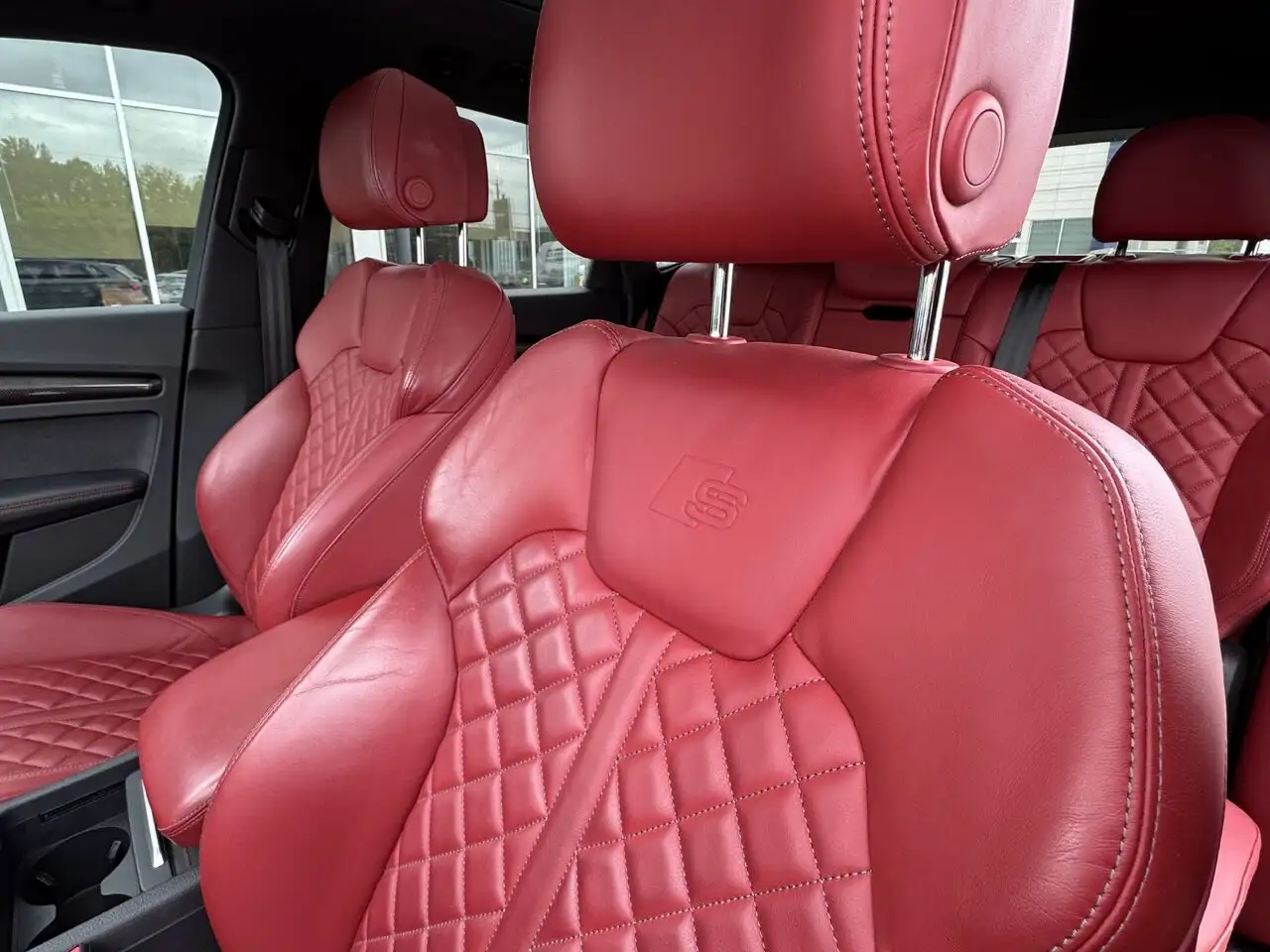 Audi SQ5 снимка Audi SQ5