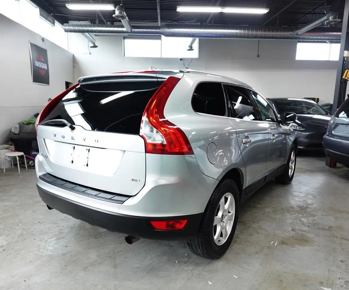 Volvo XC60 photo Volvo XC60