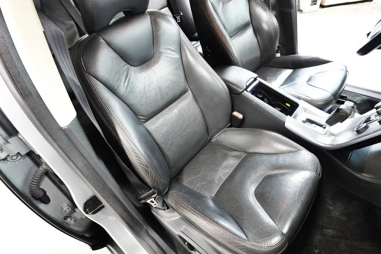 Volvo XC60 photo Volvo XC60