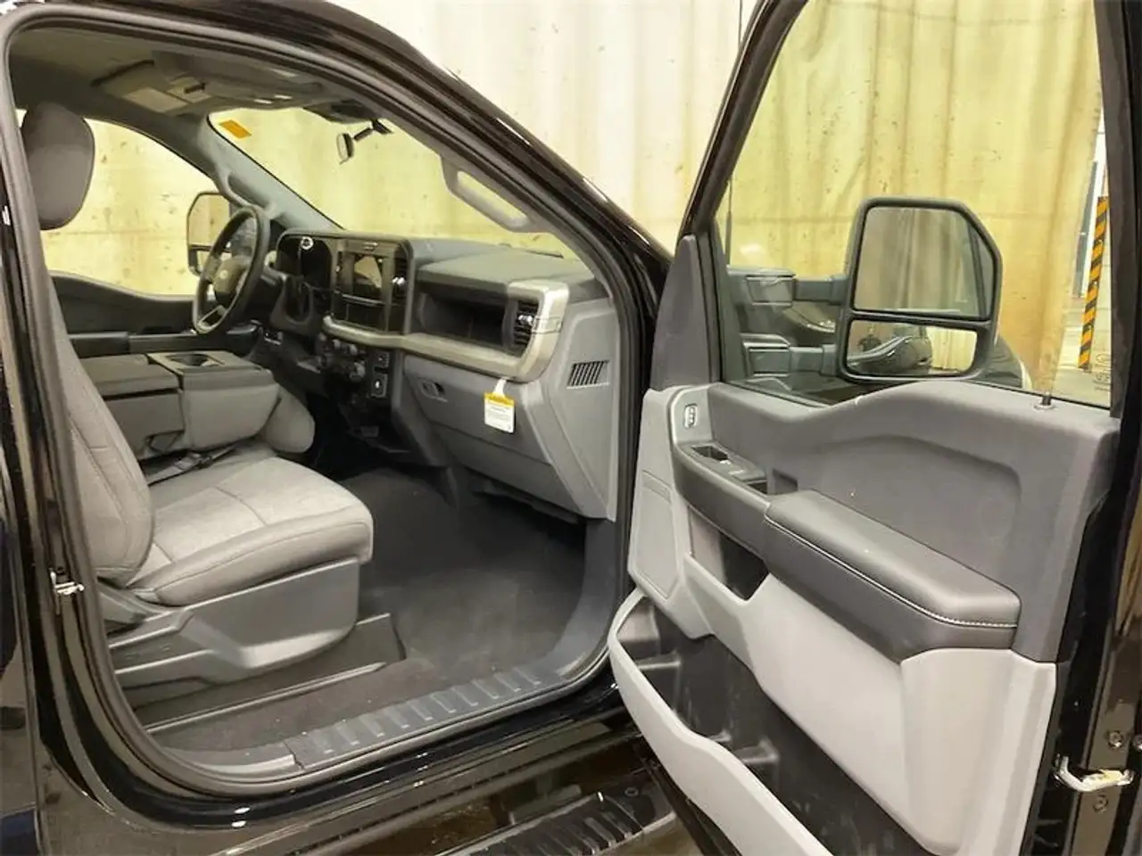 Ford F 350 снимка Ford F 350