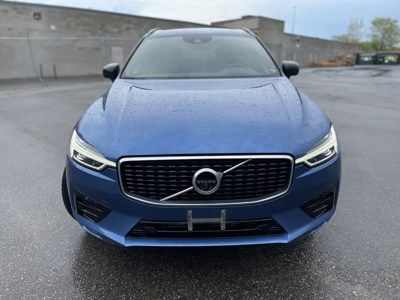 Volvo Xc60 T6 R-Design снимка Volvo Xc60 T6 R-Design