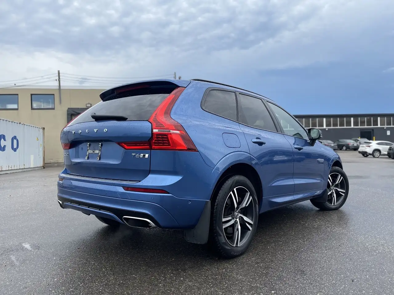 Volvo Xc60 T6 R-Design снимка Volvo Xc60 T6 R-Design