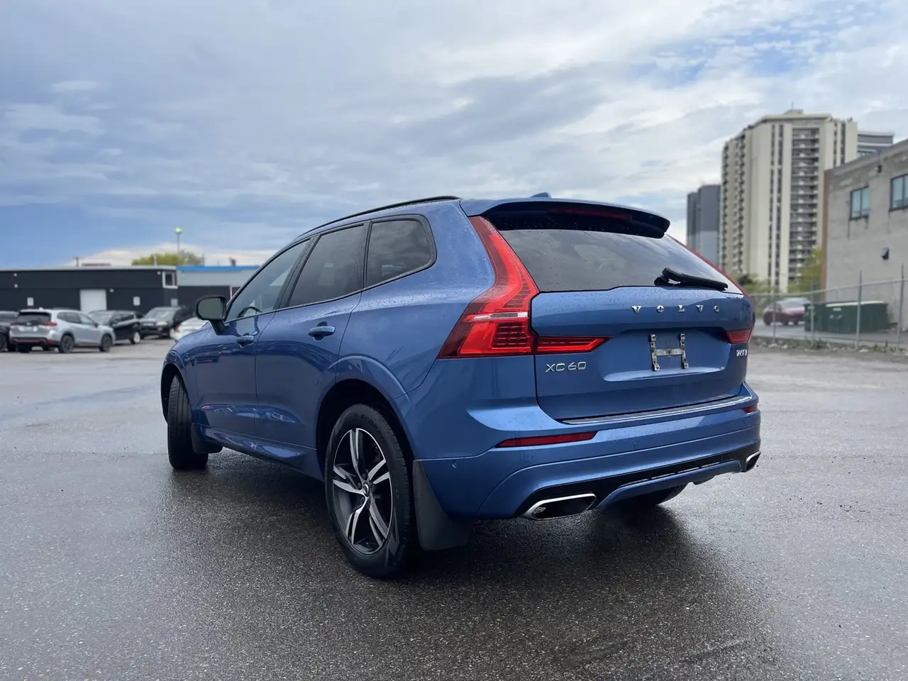Volvo Xc60 T6 R-Design снимка Volvo Xc60 T6 R-Design
