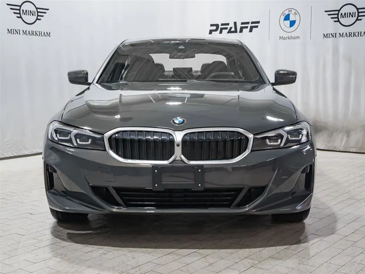 BMW 3 Series снимка BMW 3 Series