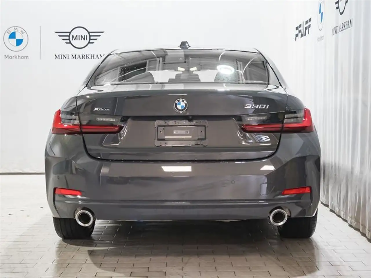 BMW 3 Series снимка BMW 3 Series