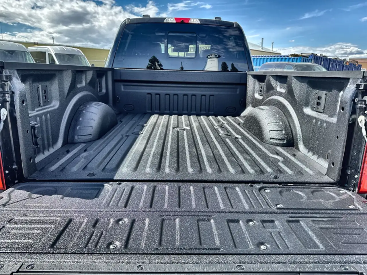 Ford F 350 снимка Ford F 350