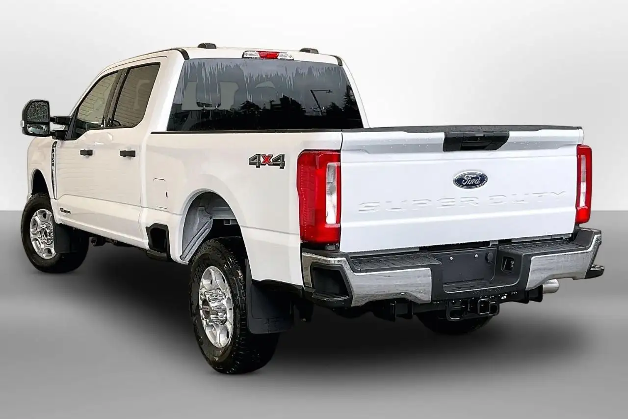 Ford F 350 снимка Ford F 350