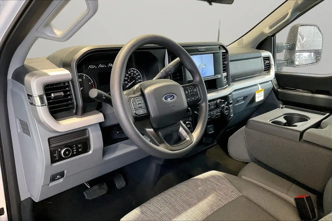 Ford F 350 снимка Ford F 350