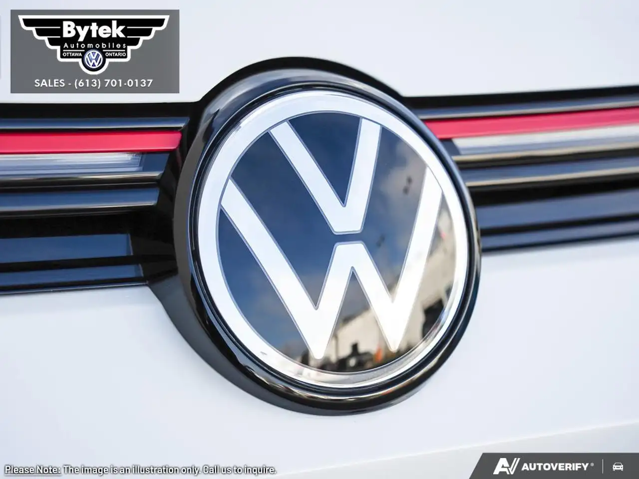 Volkswagen Golf GTI снимка Volkswagen Golf GTI