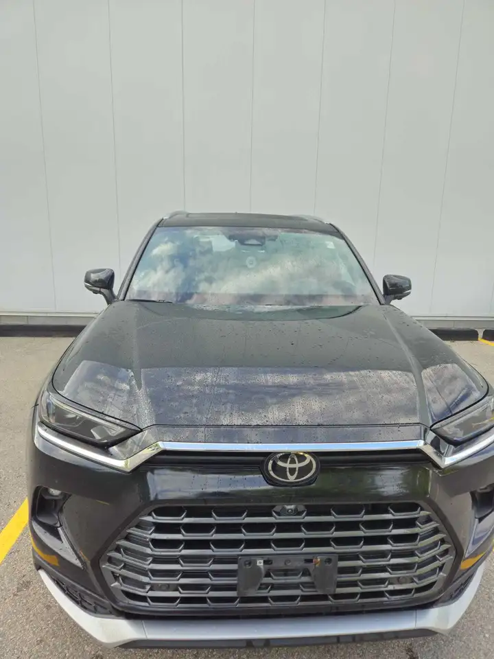 Toyota Grand Highlander photo Toyota Grand Highlander
