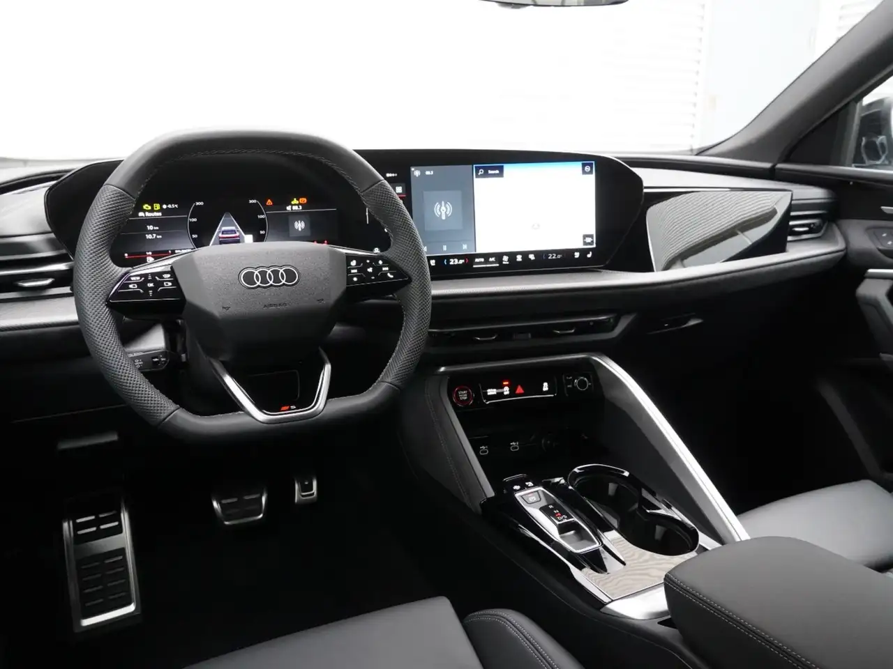 Audi SQ5 снимка Audi SQ5