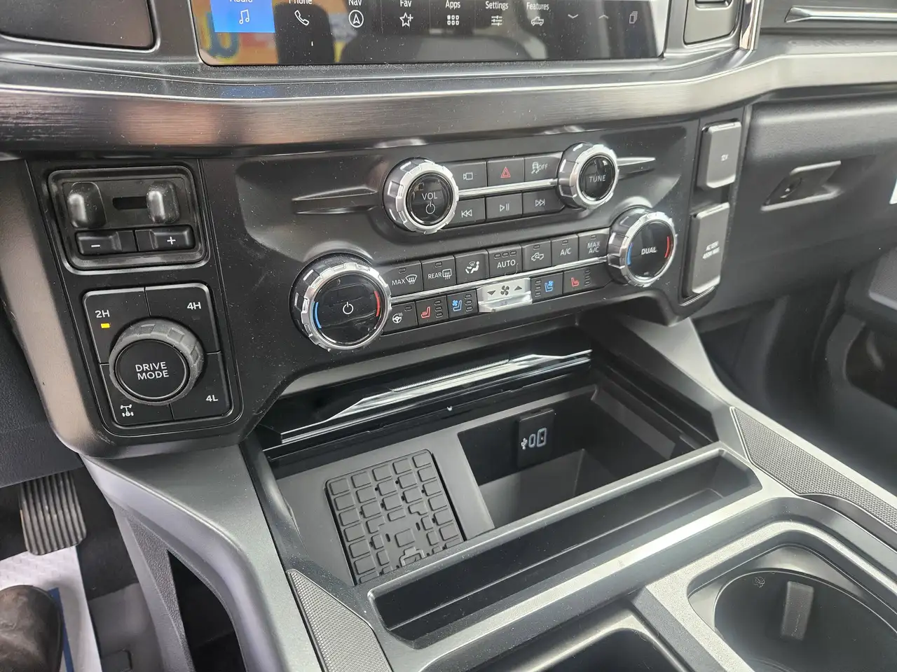 Ford F 350 снимка Ford F 350