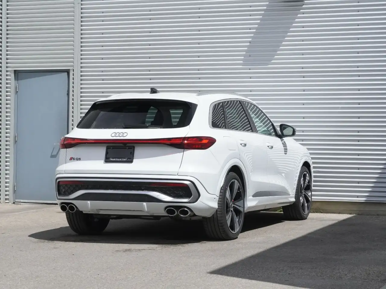 Audi SQ5 снимка Audi SQ5