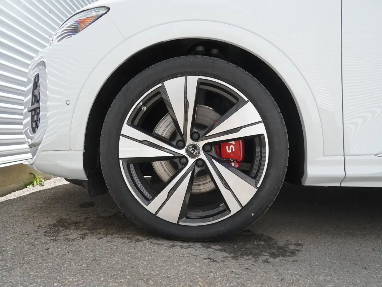 Audi SQ5 снимка Audi SQ5