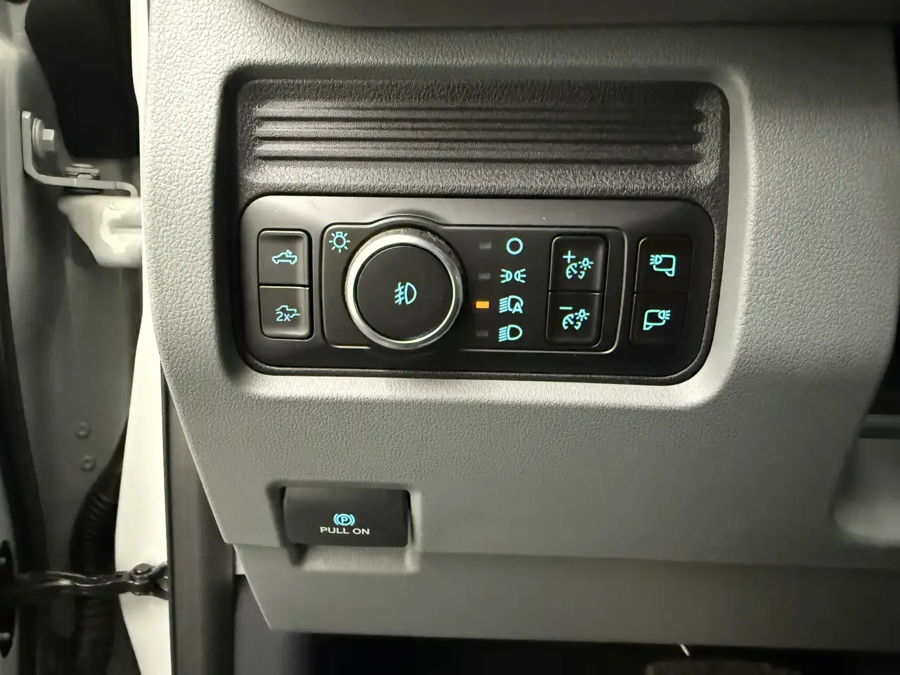 Ford F 350 снимка Ford F 350