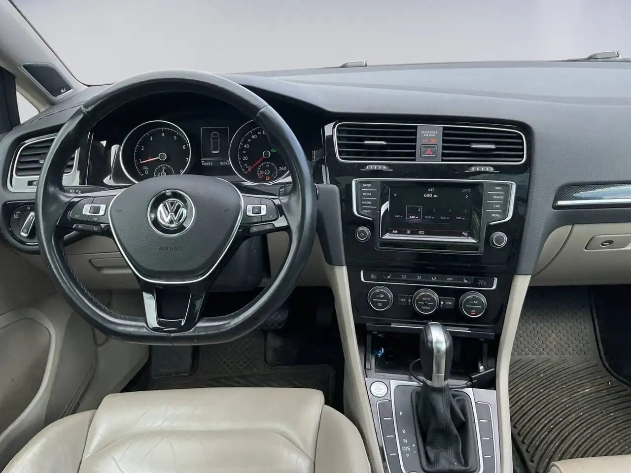 Volkswagen Golf снимка Volkswagen Golf