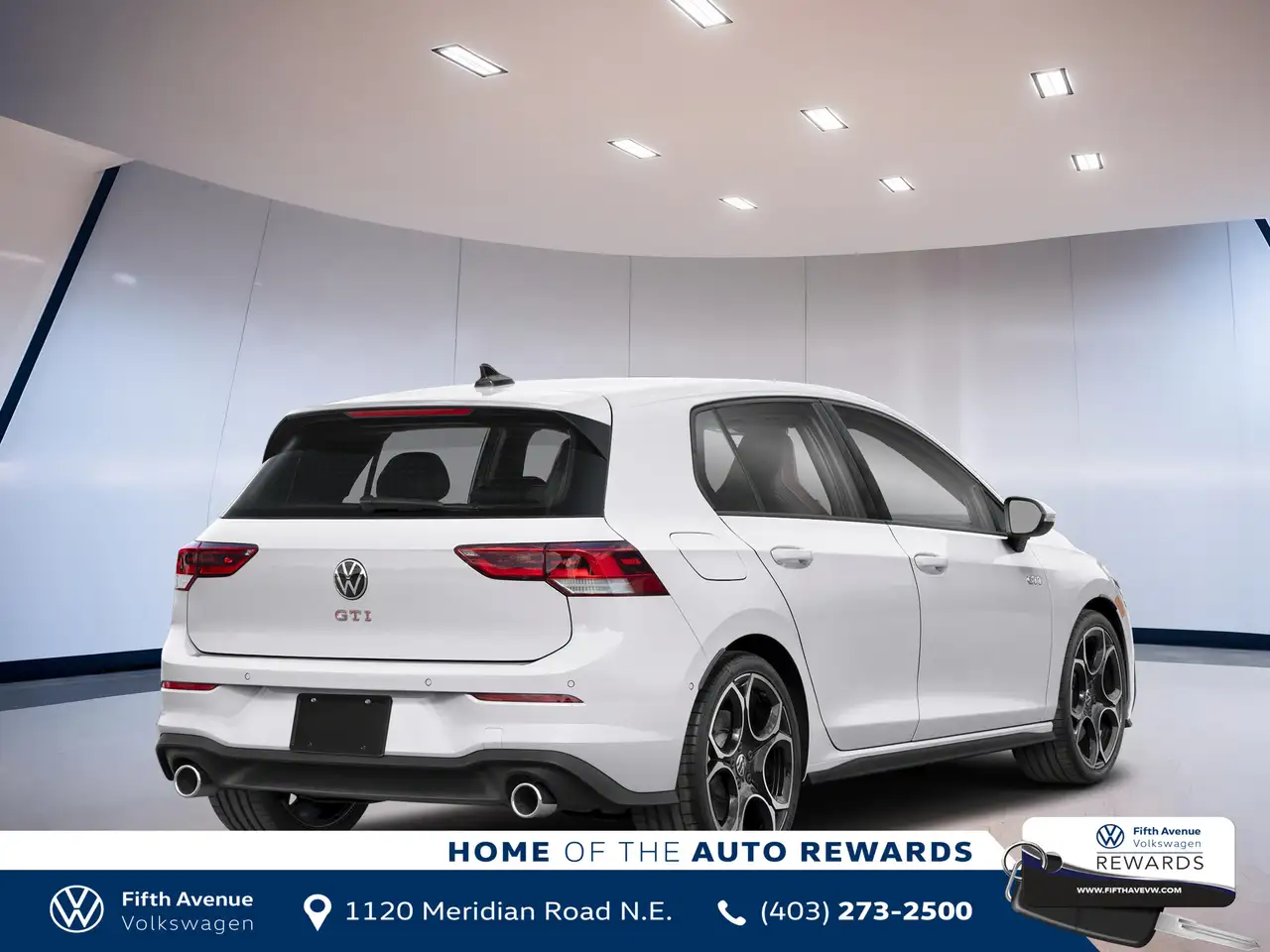 Volkswagen Golf GTI снимка Volkswagen Golf GTI