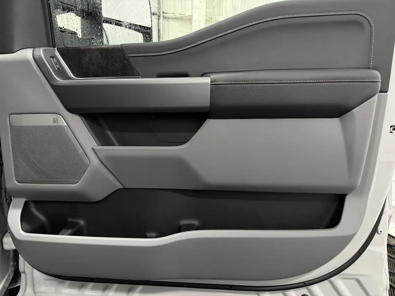 Ford F 350 снимка Ford F 350