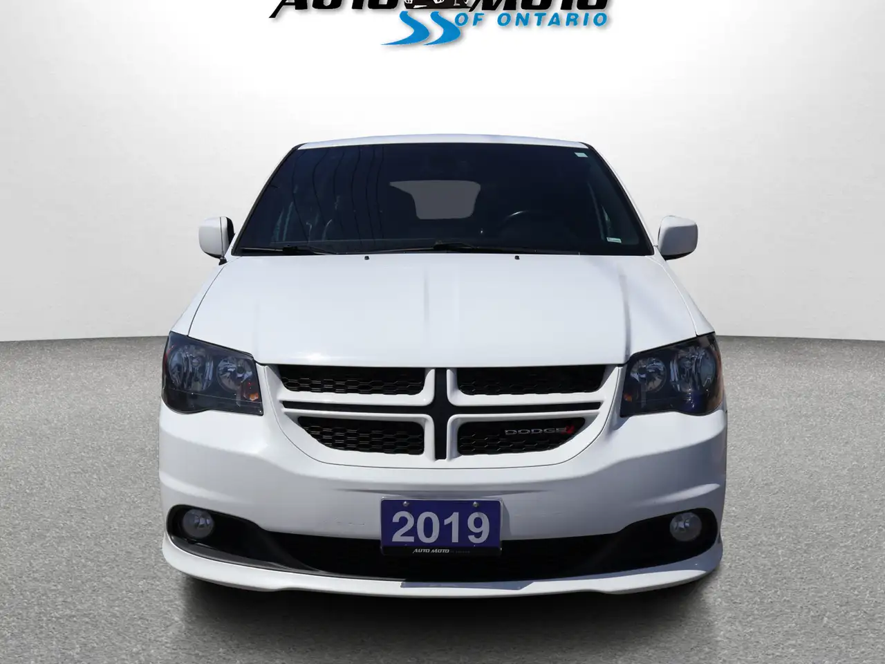 Dodge Grand Caravan снимка Dodge Grand Caravan