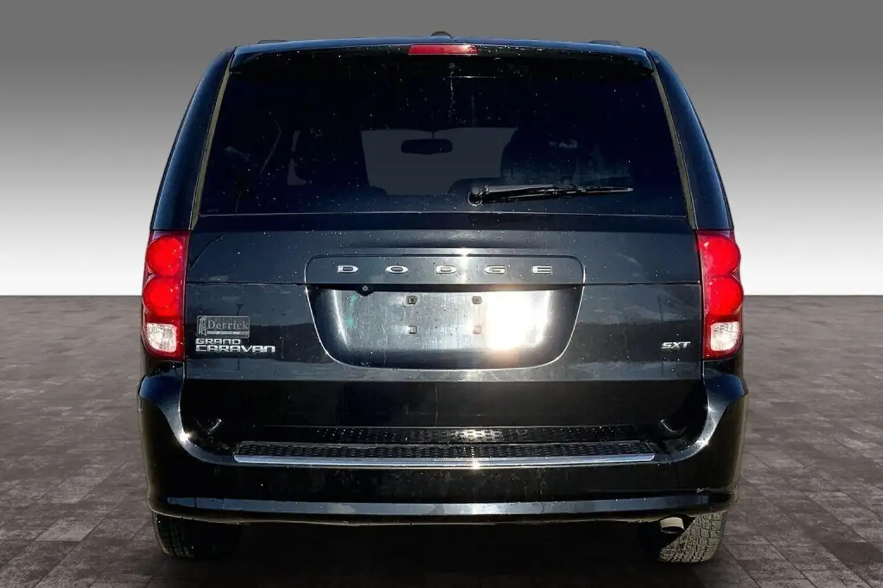 Dodge Grand Caravan снимка Dodge Grand Caravan