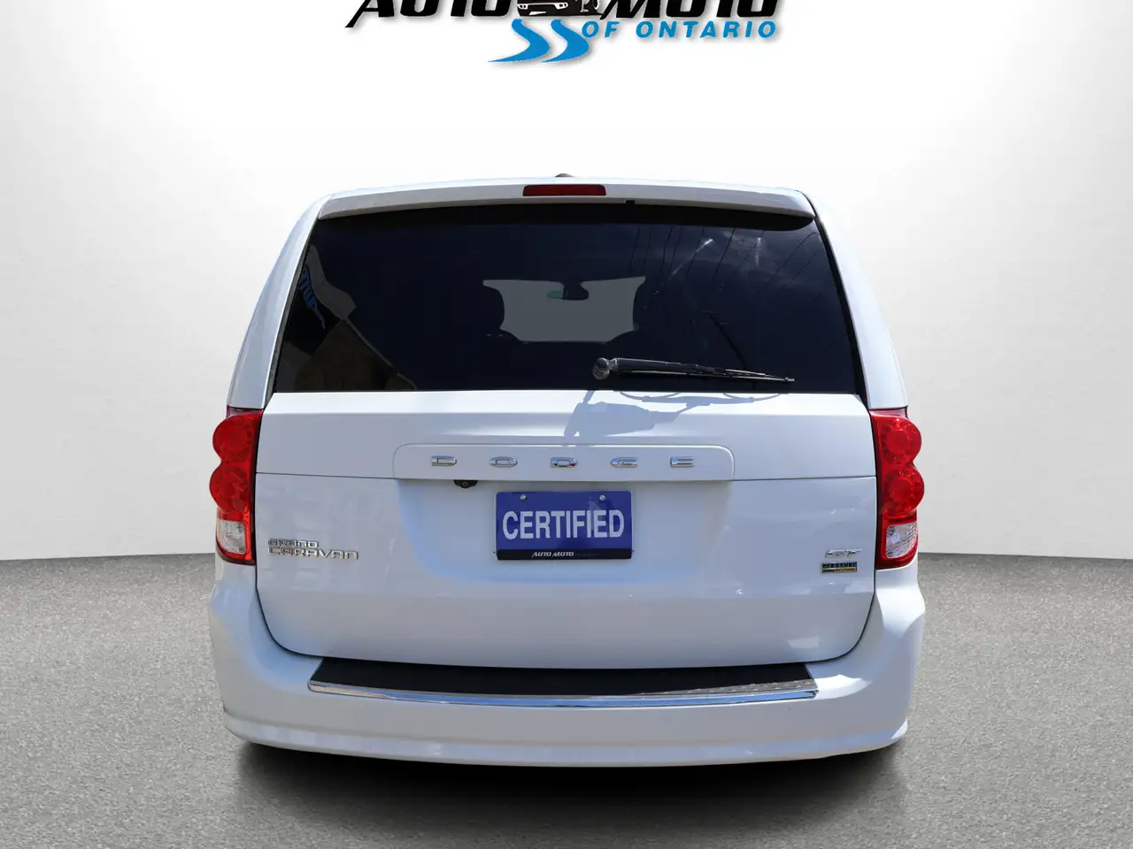 Dodge Grand Caravan снимка Dodge Grand Caravan