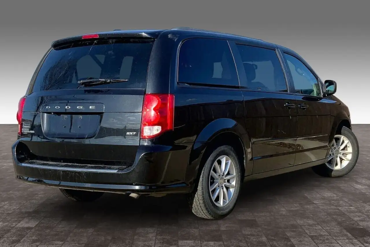 Dodge Grand Caravan снимка Dodge Grand Caravan