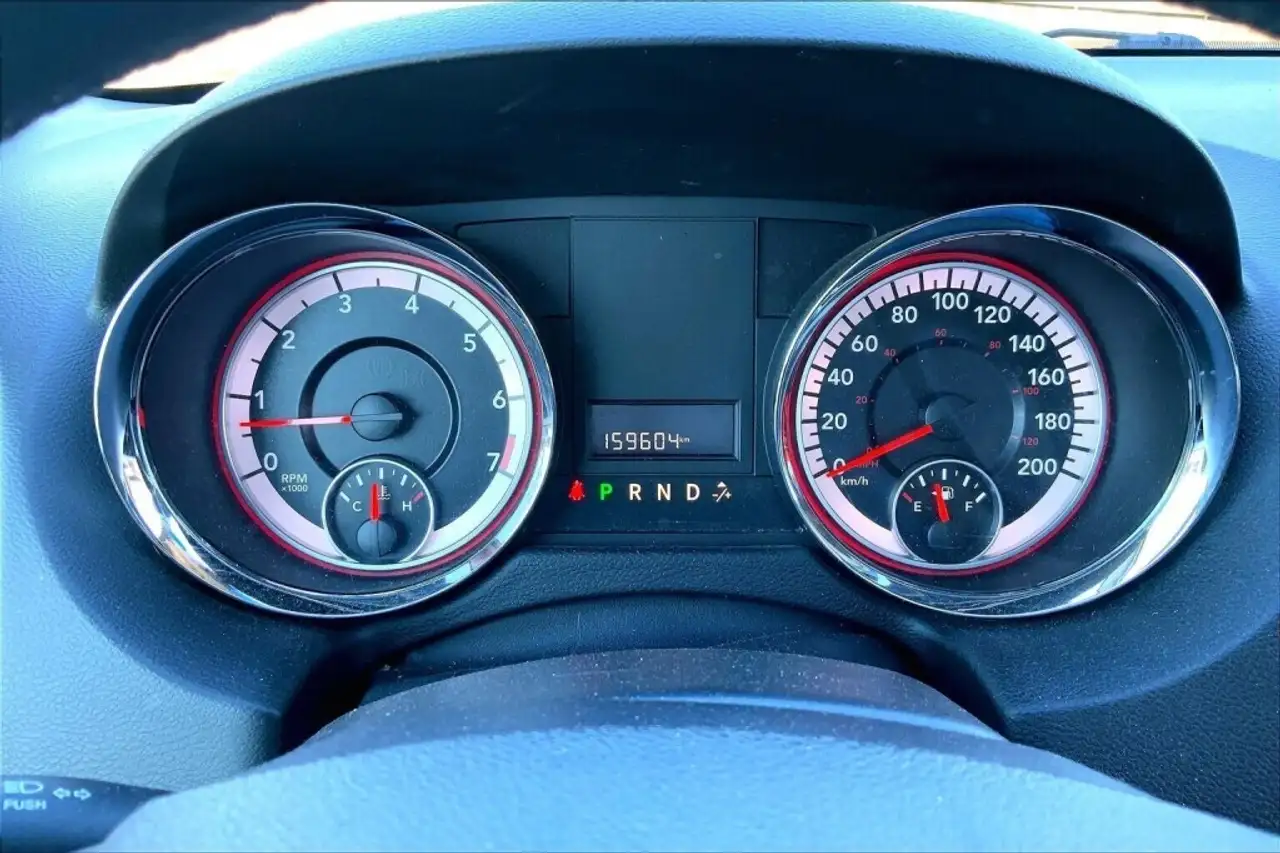 Dodge Grand Caravan снимка Dodge Grand Caravan