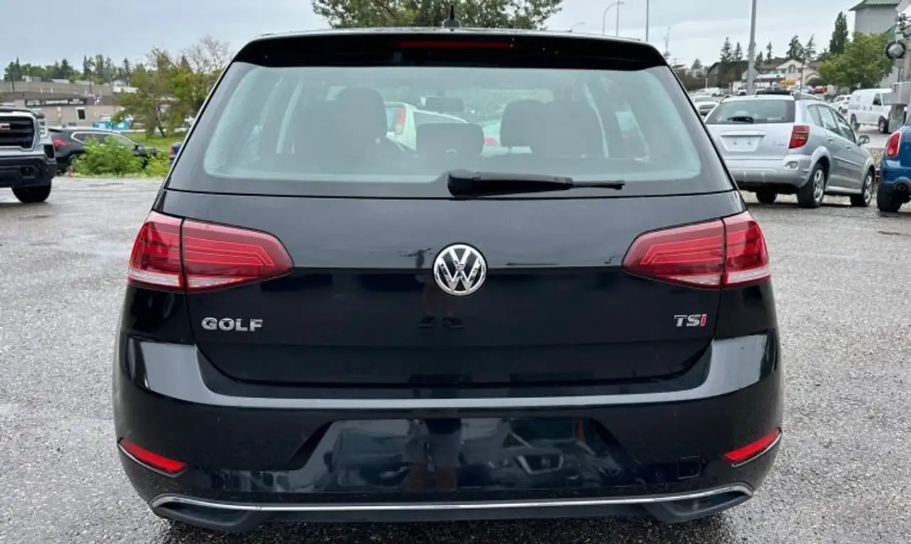 Volkswagen Golf photo Volkswagen Golf