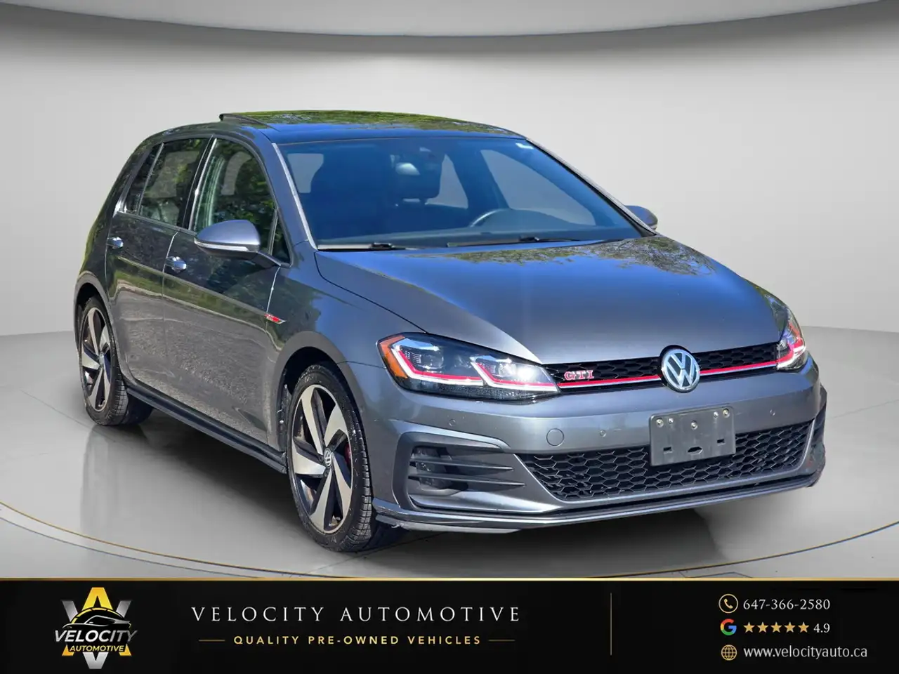 Volkswagen Golf GTI снимка Volkswagen Golf GTI