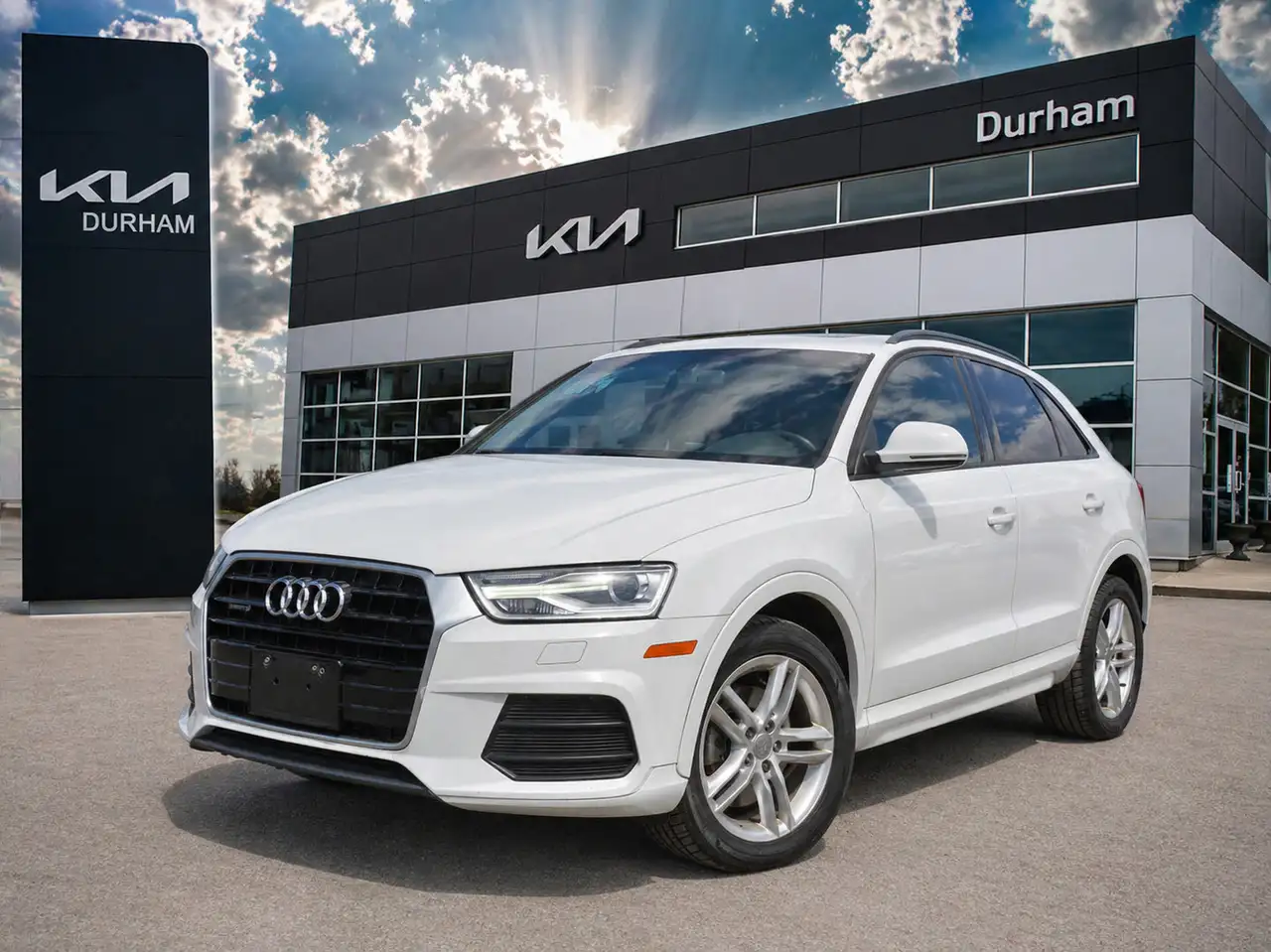 2016 Audi Q3 fotografie 2016 Audi Q3