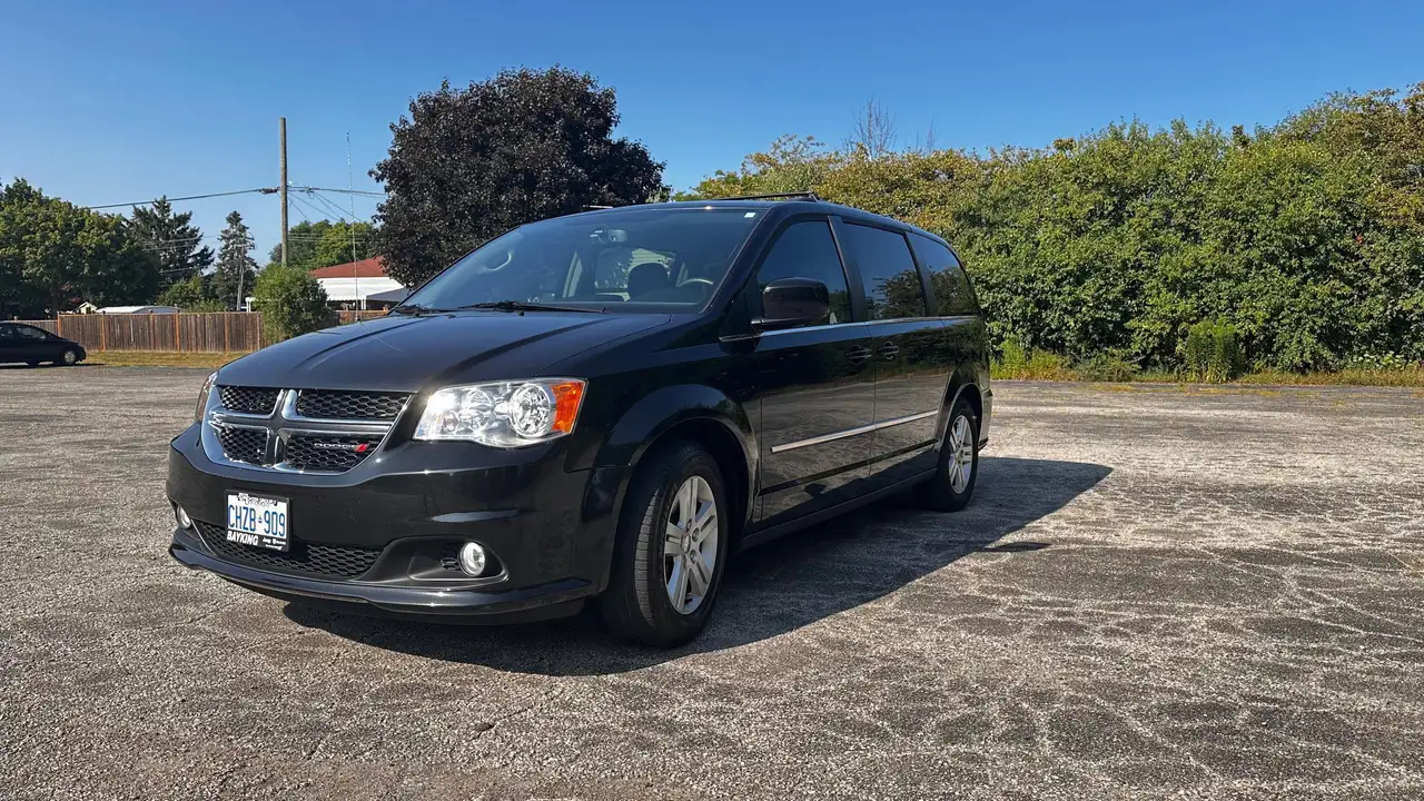 Dodge Grand Caravan снимка Dodge Grand Caravan