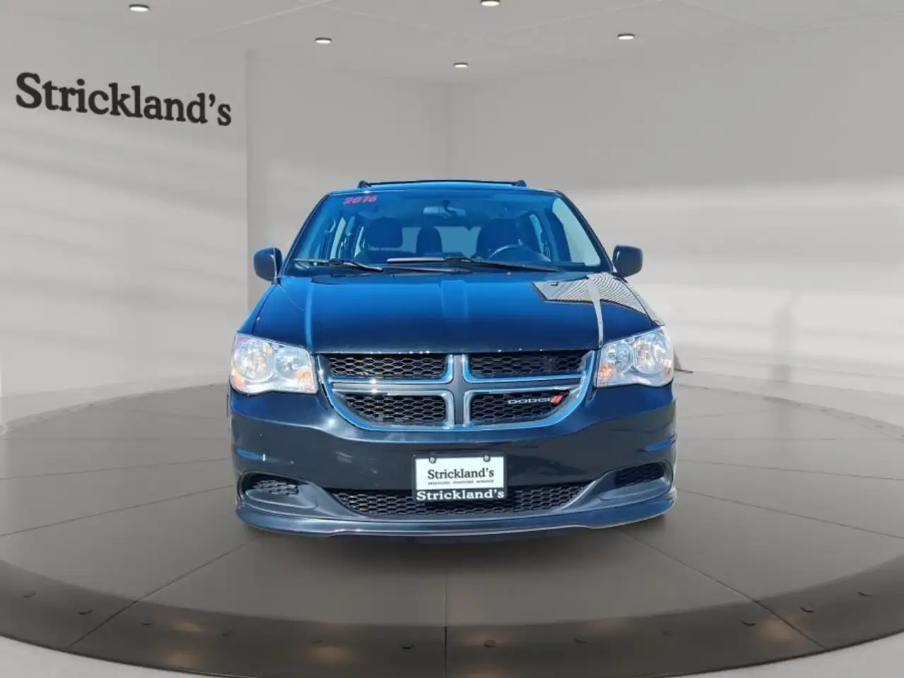 Dodge Grand Caravan снимка Dodge Grand Caravan