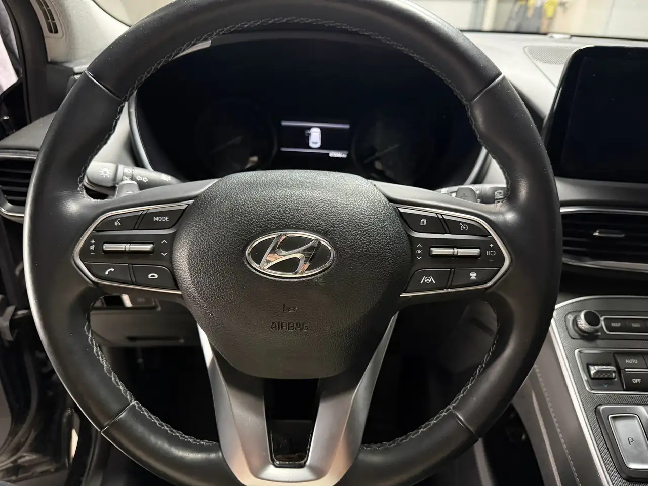 Hyundai SANTA FE снимка Hyundai SANTA FE
