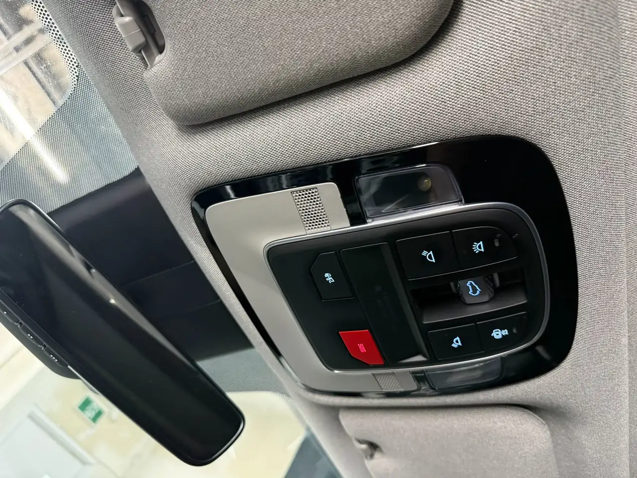 Hyundai SANTA FE снимка Hyundai SANTA FE