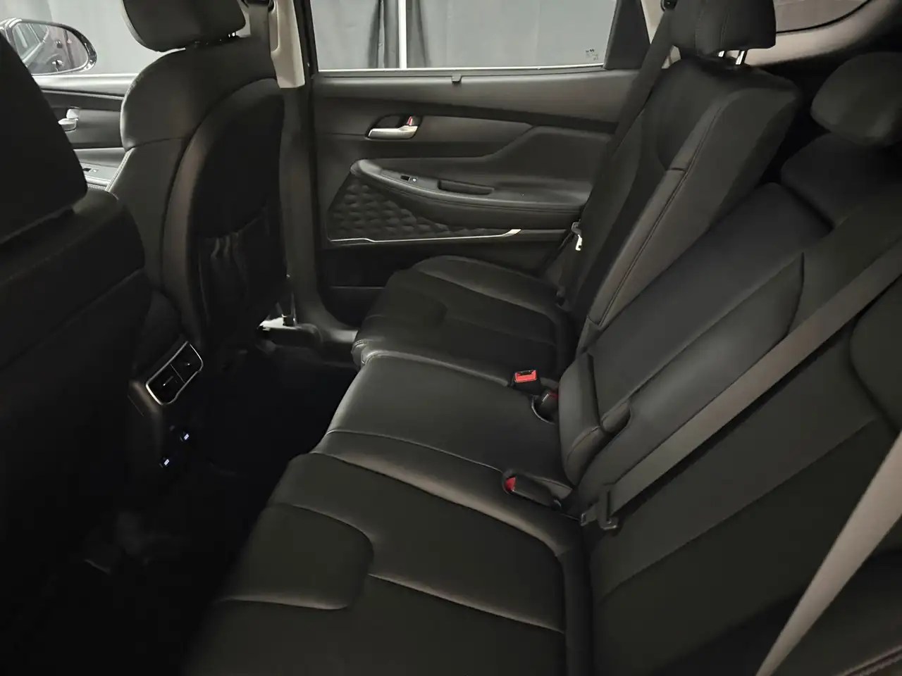 Hyundai SANTA FE снимка Hyundai SANTA FE