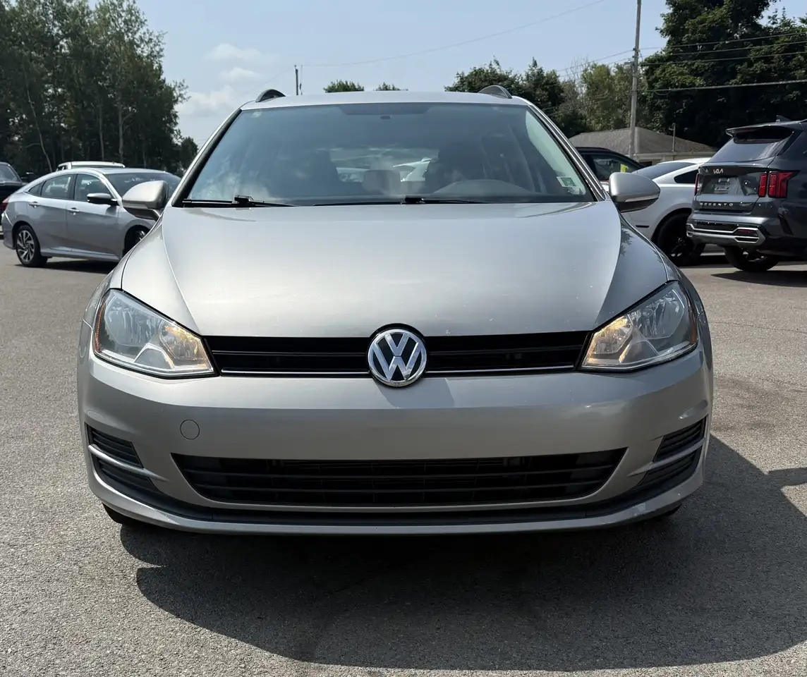Volkswagen Golf снимка Volkswagen Golf