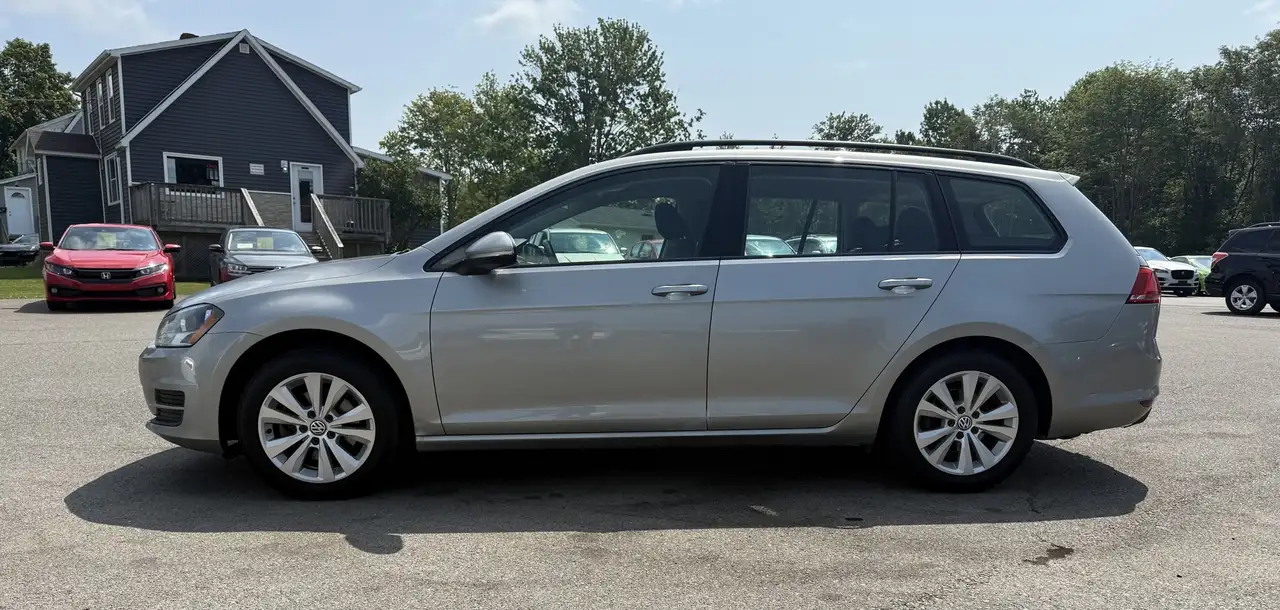 Volkswagen Golf снимка Volkswagen Golf