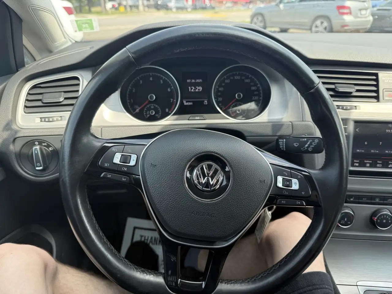 Volkswagen Golf снимка Volkswagen Golf
