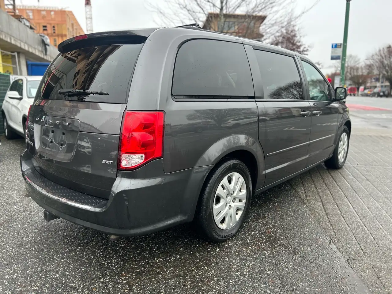 Dodge Grand Caravan снимка Dodge Grand Caravan
