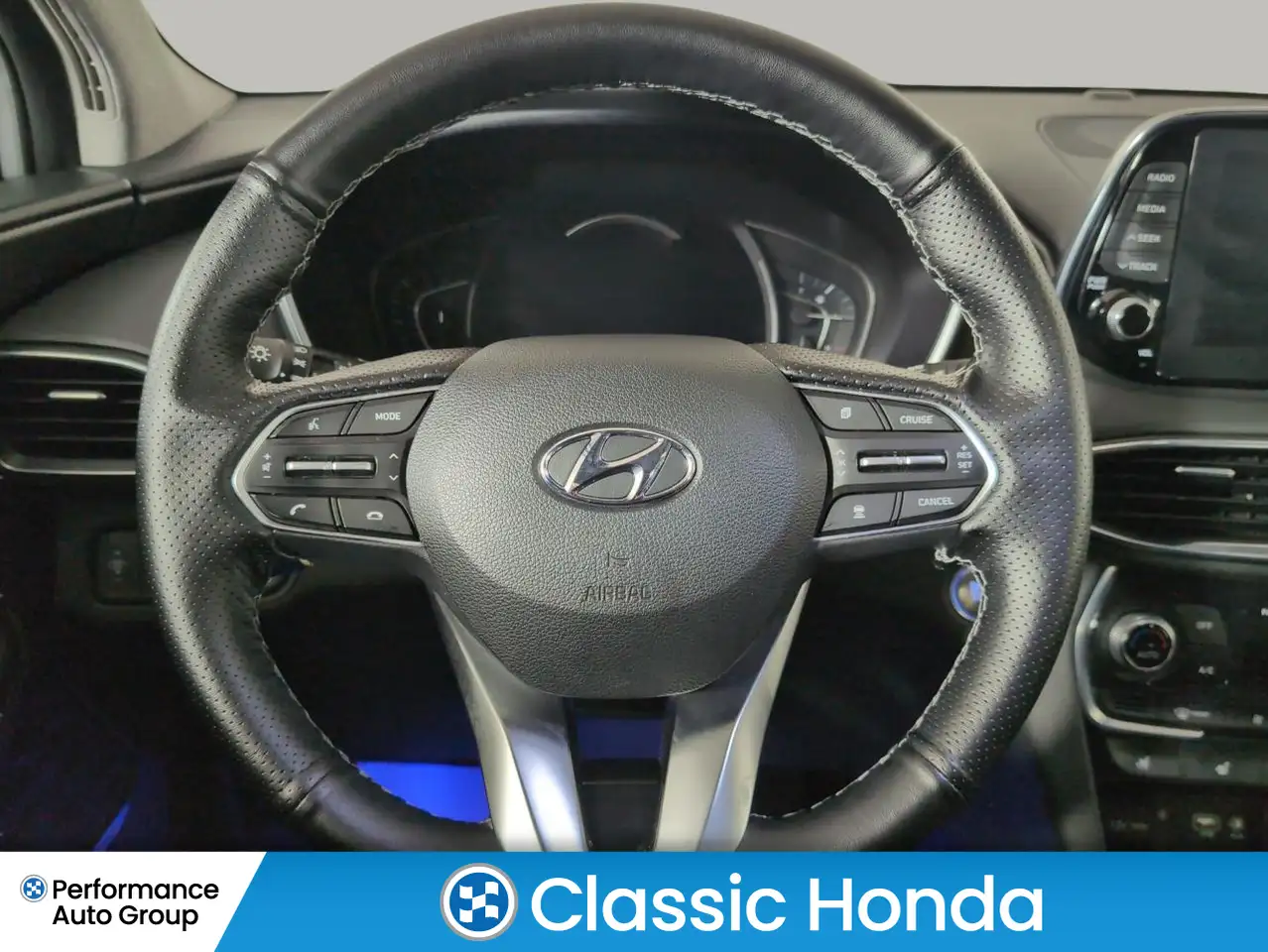 Hyundai SANTA FE снимка Hyundai SANTA FE