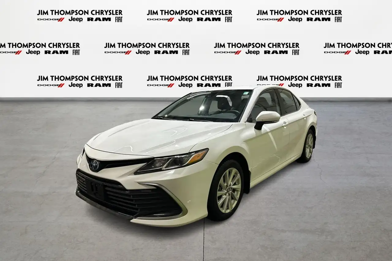 Toyota Camry снимка Toyota Camry