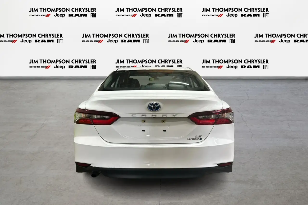 Toyota Camry снимка Toyota Camry