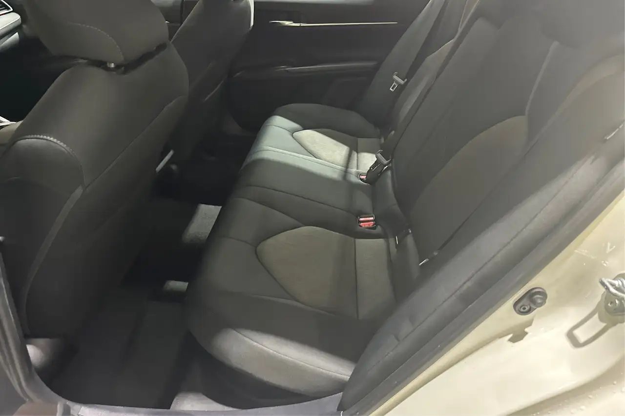 Toyota Camry снимка Toyota Camry